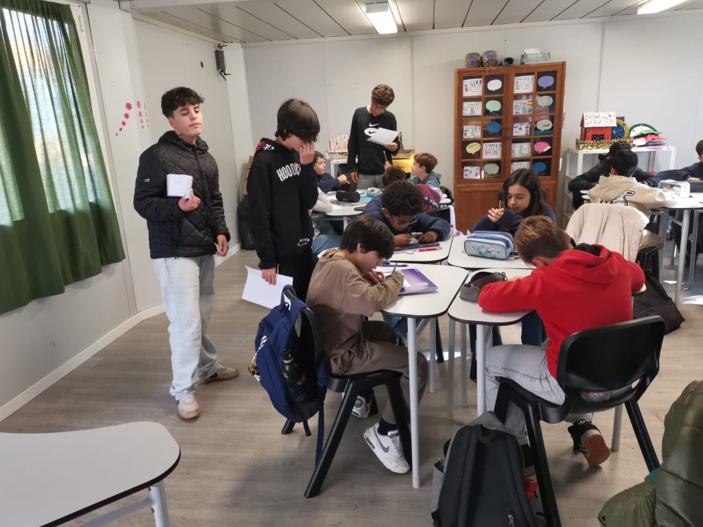 WhatsApp-Image-2025-11-17-at-18.21.49-2-1024x768 Grupos Interativos na Cardoso Lopes - 5.º B, C e 6.º C - 7.º E,