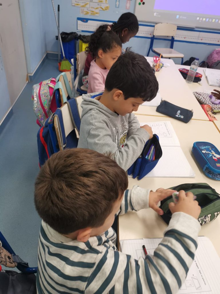 WhatsApp-Image-2025-11-28-at-15.54.00-768x1024 Grupos Interativos na Escola Da Mina