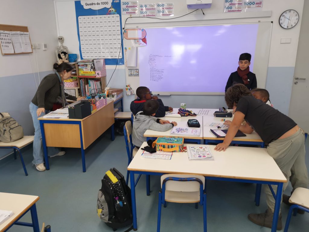 WhatsApp-Image-2025-11-28-at-15.54.02-1024x768 Grupos Interativos na Escola Da Mina