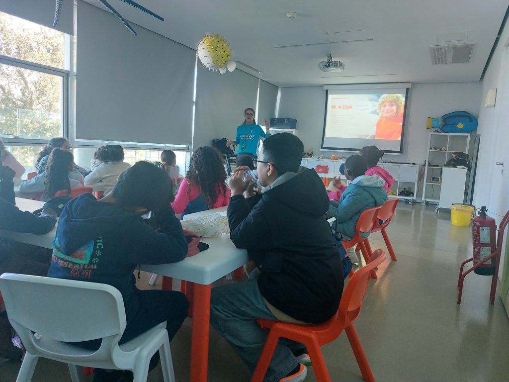 20251127_143658-1024x768 Visita de Estudo ao Oceanário de Lisboa – Turmas do 3.º A e B