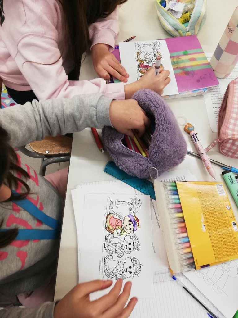 WhatsApp-Image-2026-01-07-at-22.07.22-1-768x1024 ✨ “Dia de Reis” – 6 de janeiro de 2026 - 5.º F e 5.ºG