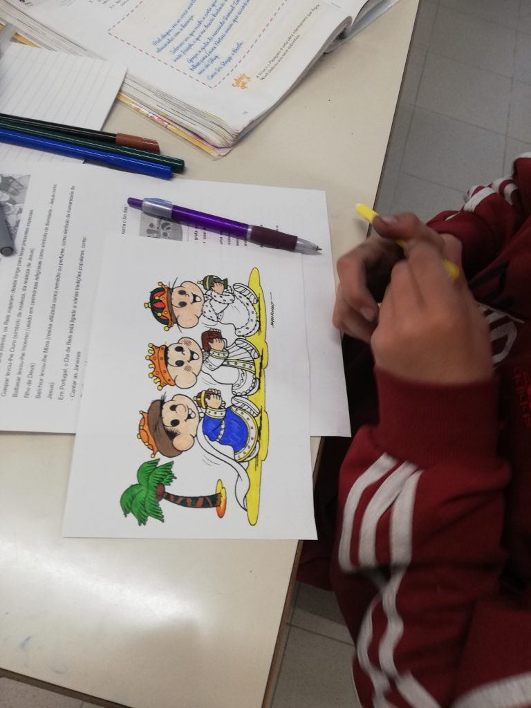 WhatsApp-Image-2026-01-07-at-22.07.22-17-768x1024 ✨ “Dia de Reis” – 6 de janeiro de 2026 - 5.º F e 5.ºG