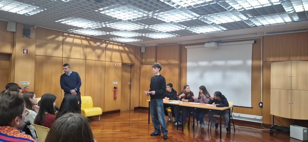 WhatsApp-Image-2026-01-21-at-18.59.55-1024x473  Metodologia Problem Based Learning - Geografia 8.º e 9.º anos