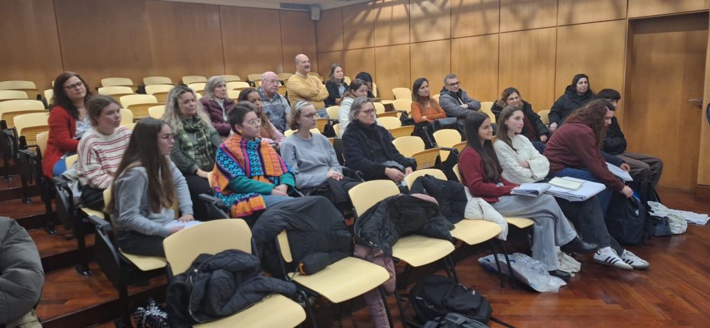 WhatsApp-Image-2026-01-21-at-18.59.56-4-1024x473  Metodologia Problem Based Learning - Geografia 8.º e 9.º anos