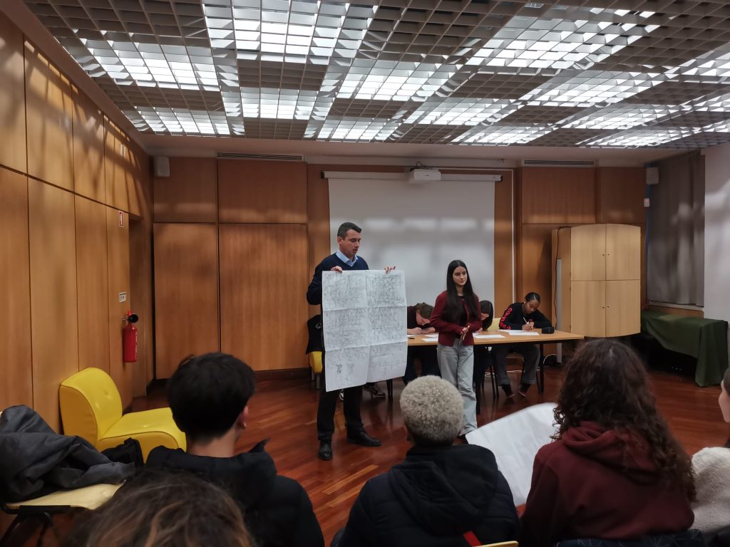 WhatsApp-Image-2026-01-21-at-19.56.18-1024x768  Metodologia Problem Based Learning - Geografia 8.º e 9.º anos