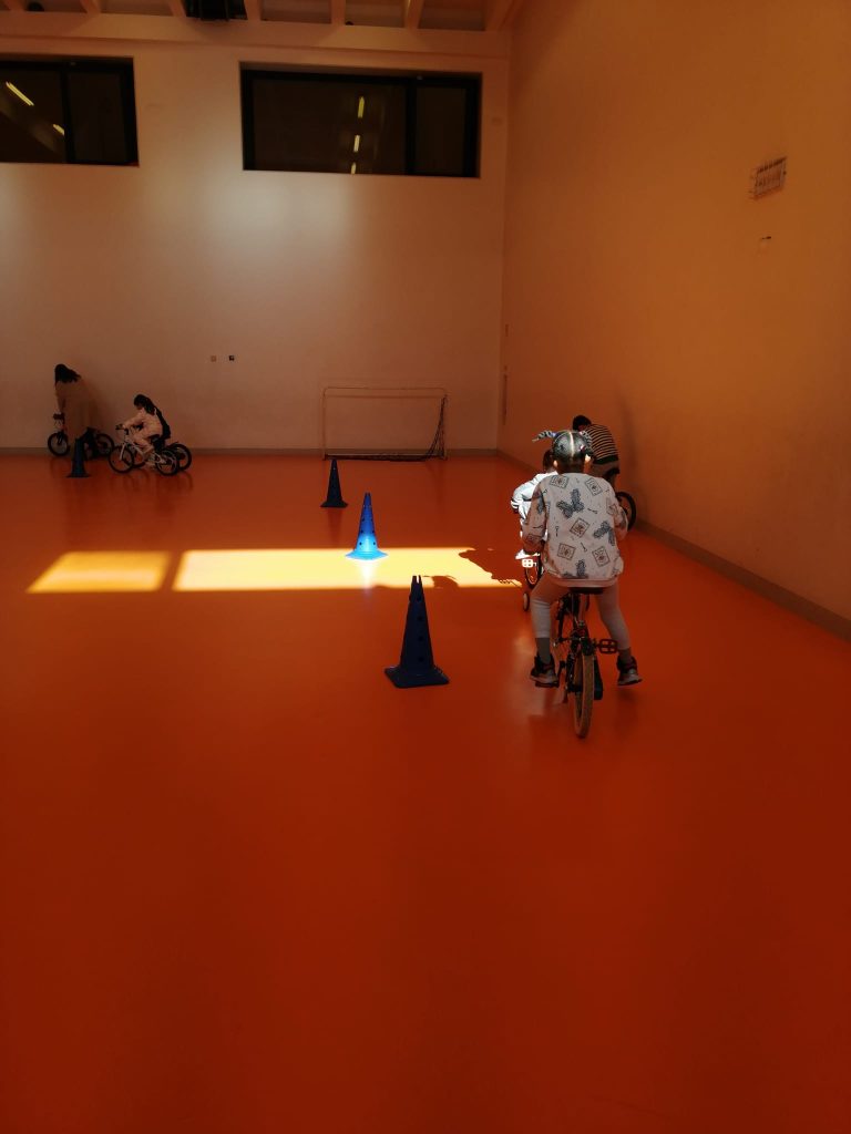 WhatsApp-Image-2026-01-11-at-21.39.46-2-768x1024 A Aprender somos felizes (sala verde – JI da Mina)