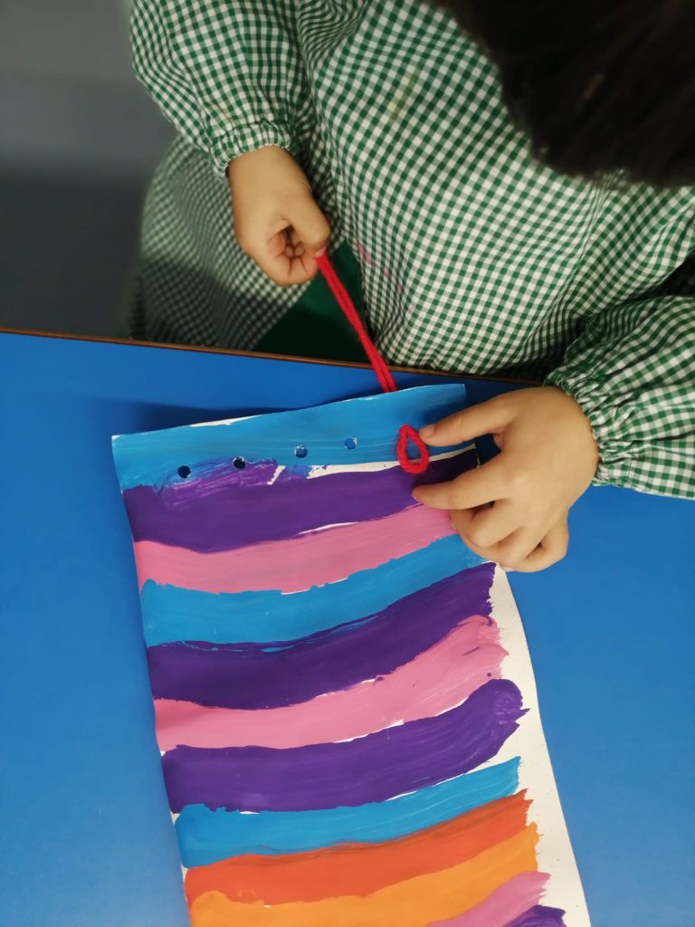 WhatsApp-Image-2026-01-18-at-20.01.13-1-768x1024 A Aprender somos felizes (sala verde – JI da Mina)