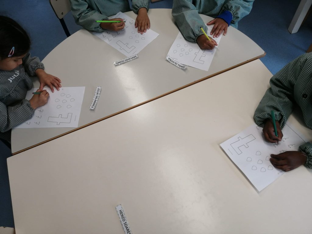 WhatsApp-Image-2026-01-18-at-20.07.12-1-1024x768 A Aprender somos felizes (sala verde – JI da Mina)