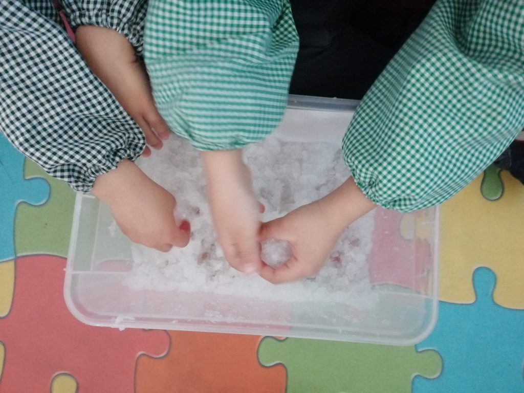 WhatsApp-Image-2026-01-27-at-19.07.20-1-1024x768 A Aprender somos felizes (sala verde – JI da Mina)