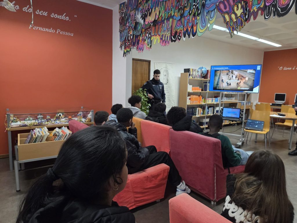 WhatsApp-Image-2026-02-11-at-20.04.01-1-1024x768 Escola Segura com a PSP - 5.º B e 6.º B