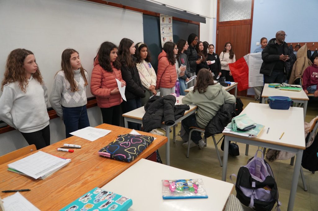 WhatsApp-Image-2026-03-20-at-09.45.24-1-1024x682 Semana da Francofonia - disciplina de Francês e Clube de Música