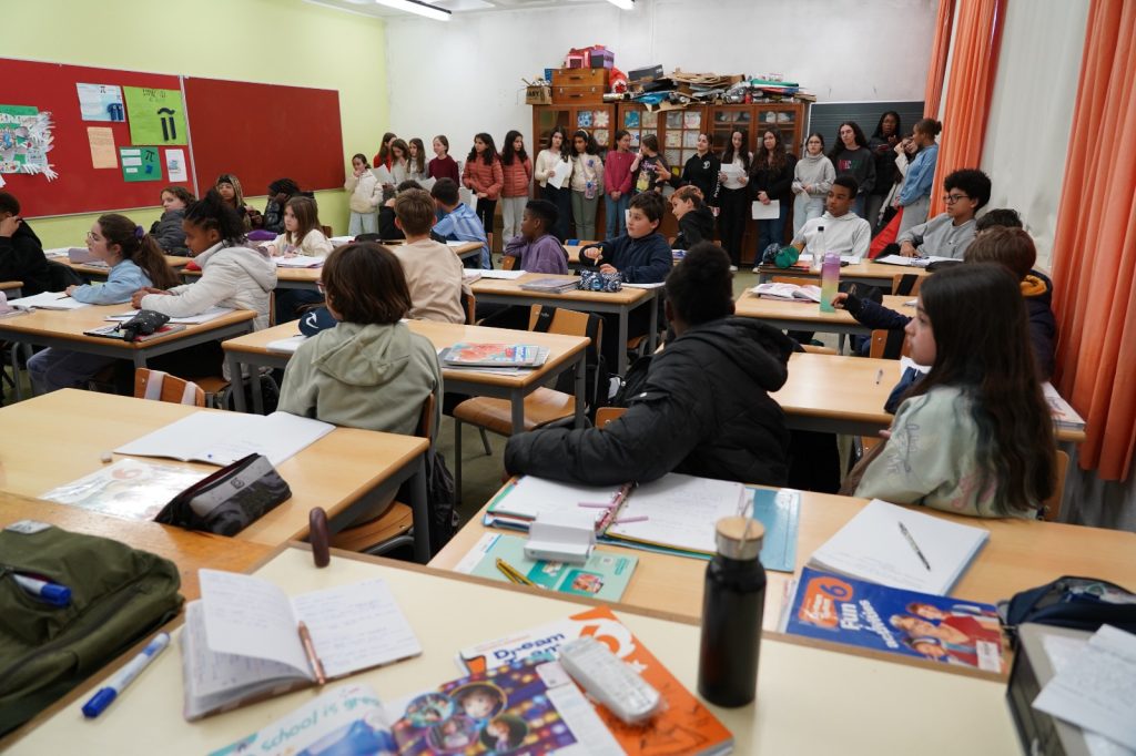 WhatsApp-Image-2026-03-20-at-09.45.25-1-1024x682 Semana da Francofonia - disciplina de Francês e Clube de Música