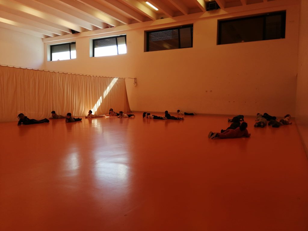 WhatsApp-Image-2026-03-22-at-17.11.51-1-1024x768 A aprender somos felizes - sala verde JI da Mina