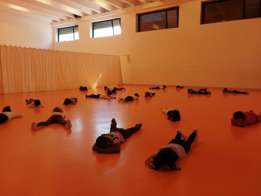 WhatsApp-Image-2026-03-22-at-17.11.52-3-1024x768 A aprender somos felizes - sala verde JI da Mina