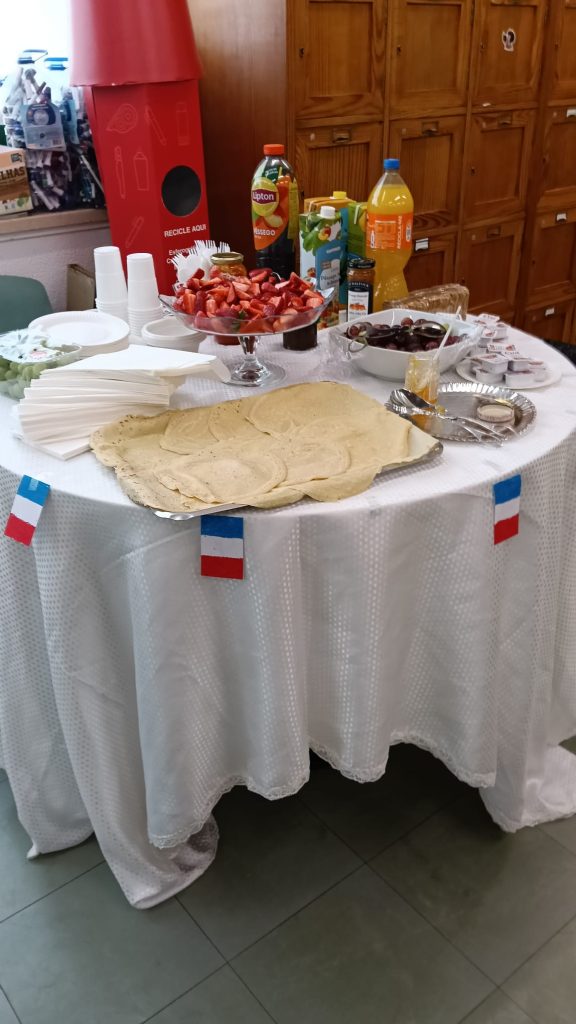 WhatsApp-Image-2026-03-28-at-22.25.08-3-576x1024 " La chandeleur, allons manger des crêpes" - Disciplina de Francês