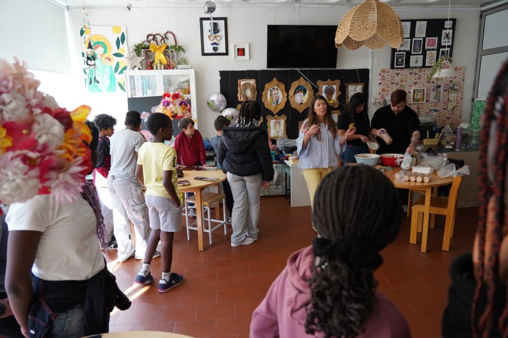 WhatsApp-Image-2026-03-30-at-17.53.24-14-1024x682 Projeto Padrinhos e Afilhados - 5.º Anos