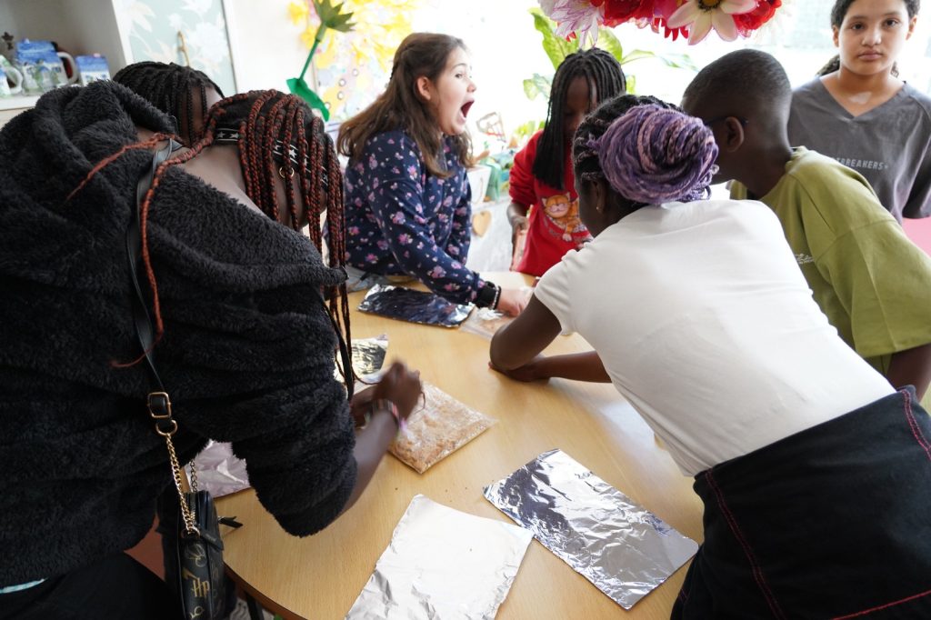 WhatsApp-Image-2026-03-30-at-17.53.24-21-1024x682 Projeto Padrinhos e Afilhados - 5.º Anos