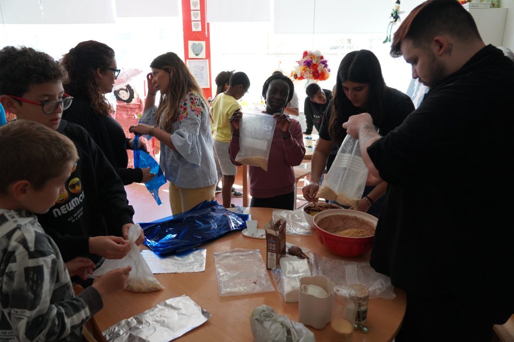 WhatsApp-Image-2026-03-30-at-17.53.24-29-1024x682 Projeto Padrinhos e Afilhados - 5.º Anos