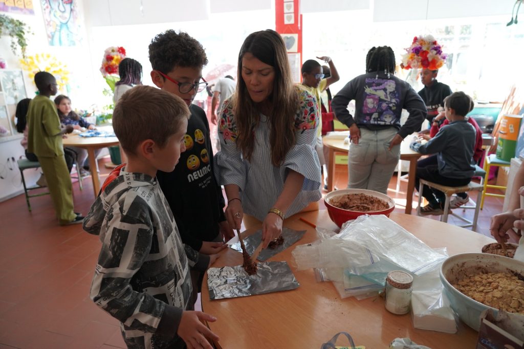 WhatsApp-Image-2026-03-30-at-17.53.24-65-1024x682 Projeto Padrinhos e Afilhados - 5.º Anos