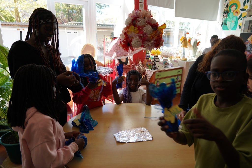 WhatsApp-Image-2026-03-30-at-17.53.24-73-1024x682 Projeto Padrinhos e Afilhados - 5.º Anos