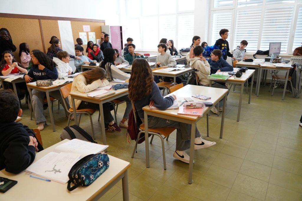 WhatsApp-Image-2026-03-30-at-17.53.24-95-1024x682 Projeto Padrinhos e Afilhados - 5.º Anos