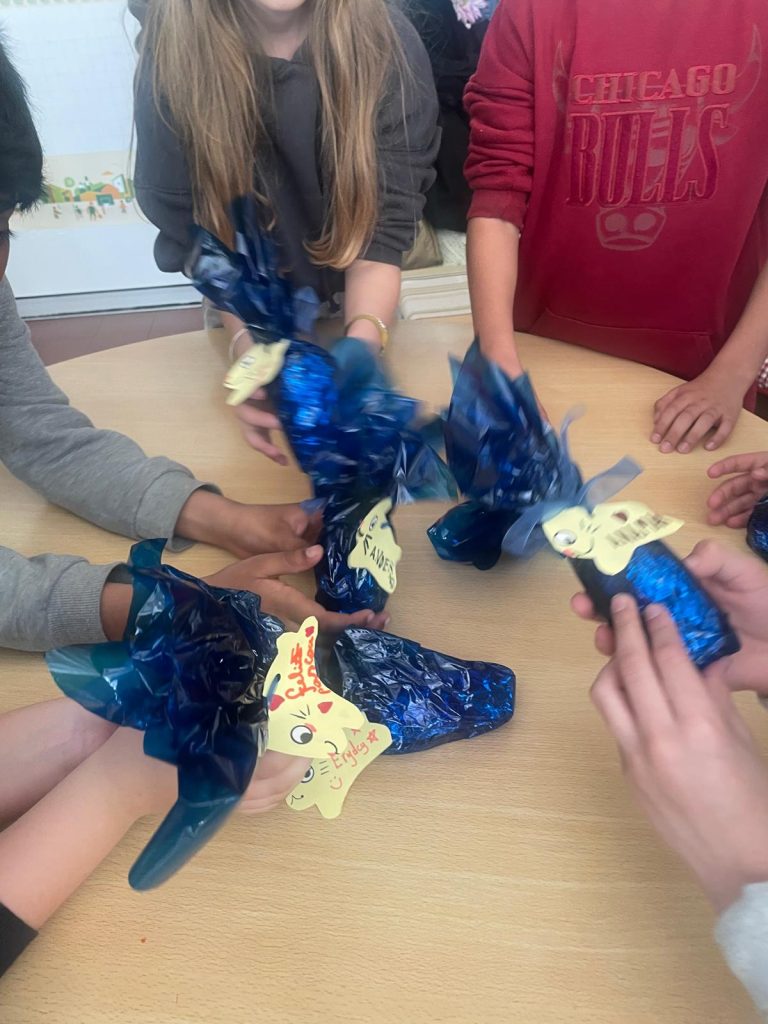 WhatsApp-Image-2026-03-30-at-19.37.35-21-768x1024 Projeto Padrinhos e Afilhados - 5.º Anos