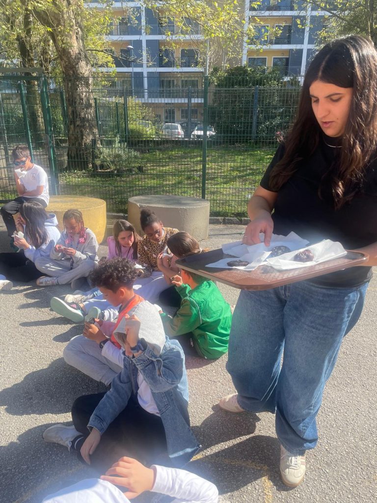 WhatsApp-Image-2026-03-30-at-19.37.35-3-768x1024 Projeto Padrinhos e Afilhados - 5.º Anos