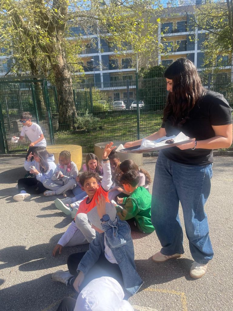 WhatsApp-Image-2026-03-30-at-19.37.35-4-768x1024 Projeto Padrinhos e Afilhados - 5.º Anos