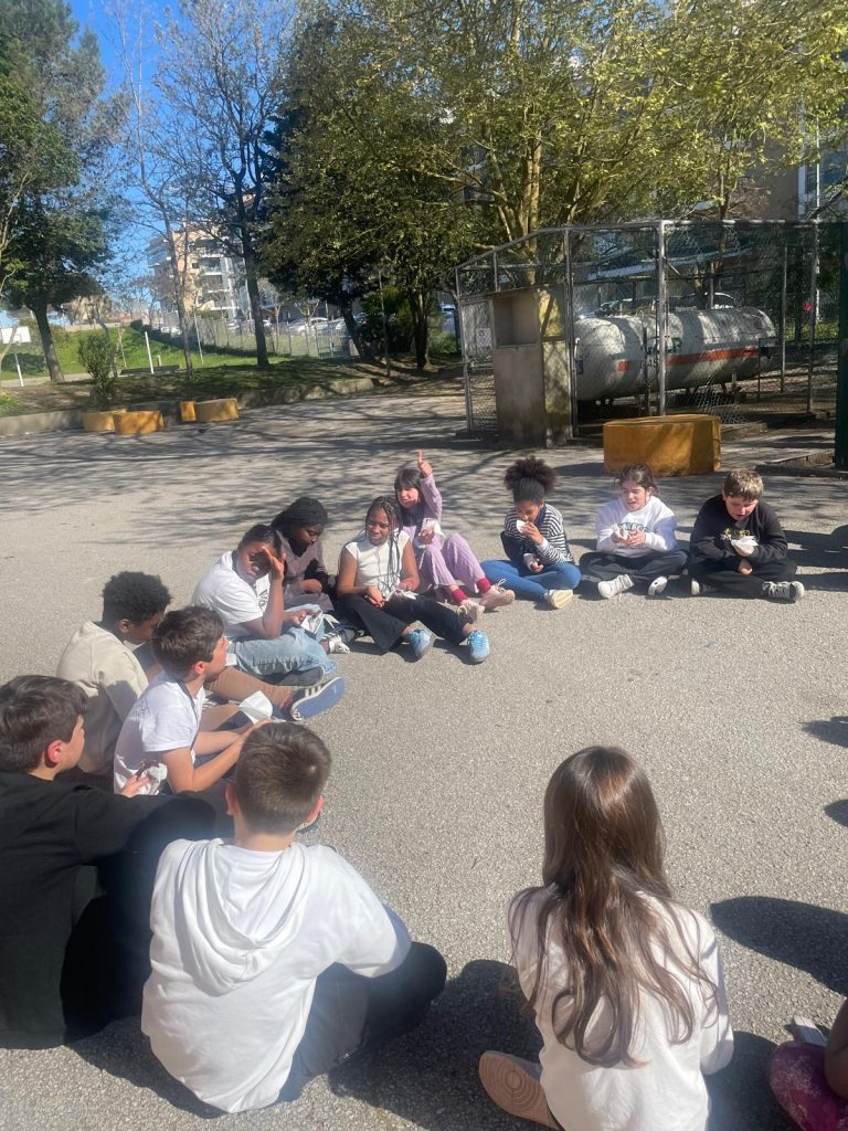 WhatsApp-Image-2026-03-30-at-19.37.35-6-768x1024 Projeto Padrinhos e Afilhados - 5.º Anos