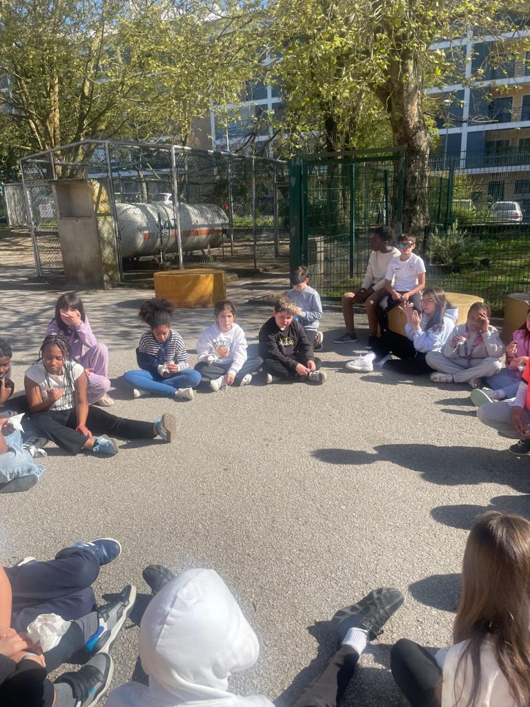 WhatsApp-Image-2026-03-30-at-19.37.35-768x1024 Projeto Padrinhos e Afilhados - 5.º Anos