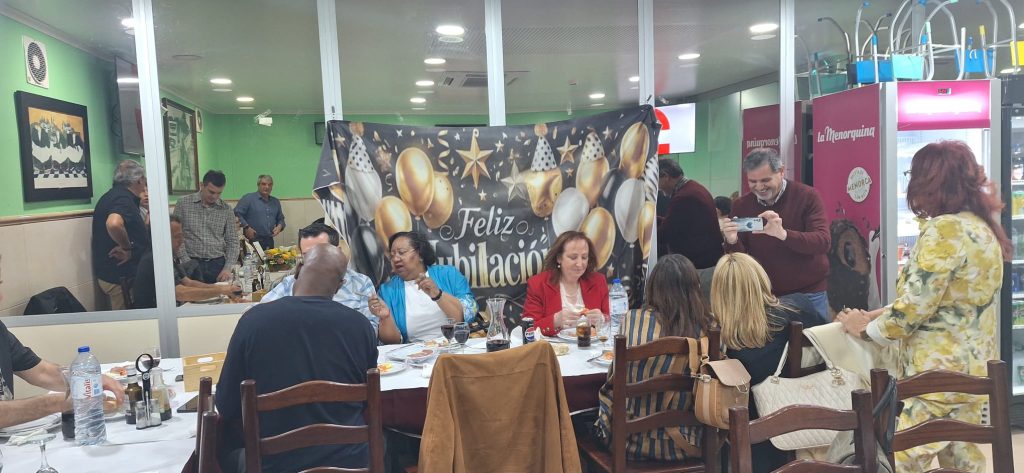 WhatsApp-Image-2026-04-01-at-18.24.18-1024x473 Vamos ter Saudades da Professora Ermelinda