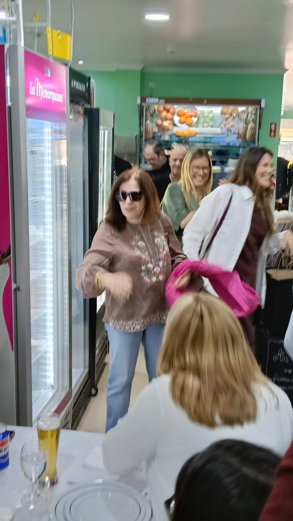 WhatsApp-Image-2026-04-01-at-21.49.44-576x1024 Vamos ter Saudades da Professora Ermelinda