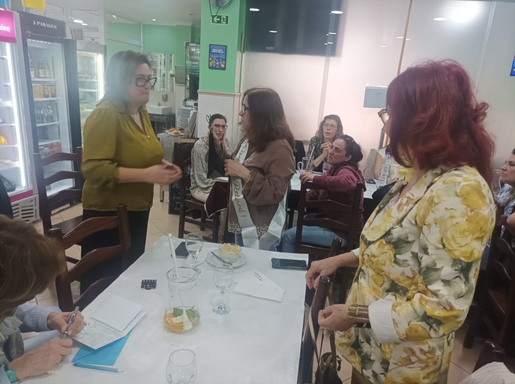 WhatsApp-Image-2026-04-01-at-22.18.5531-1024x765 Vamos ter Saudades da Professora Ermelinda