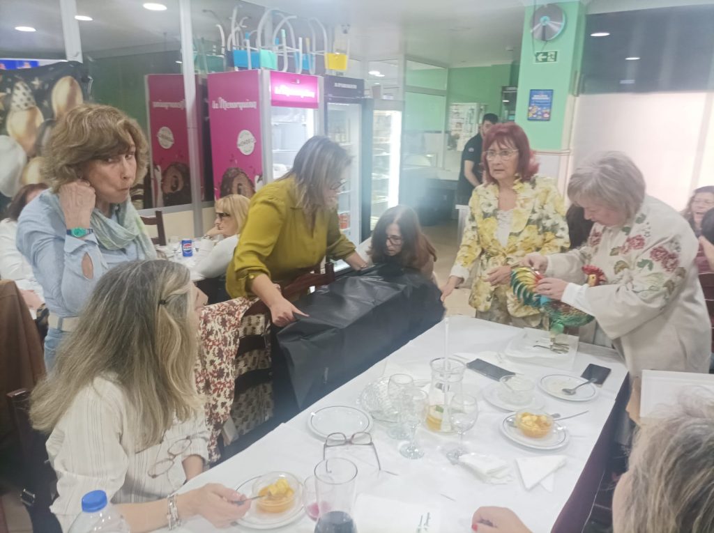 WhatsApp-Image-2026-04-01-at-22.19.141-1024x765 Vamos ter Saudades da Professora Ermelinda