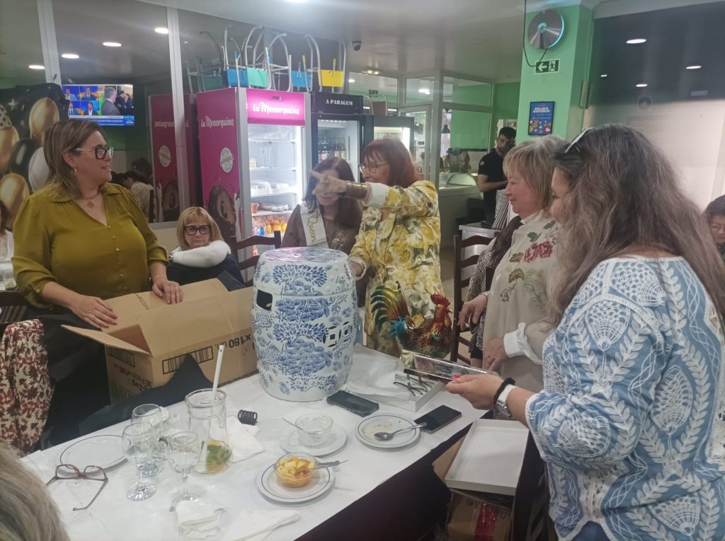 WhatsApp-Image-2026-04-01-at-22.19.21-1024x765 Vamos ter Saudades da Professora Ermelinda