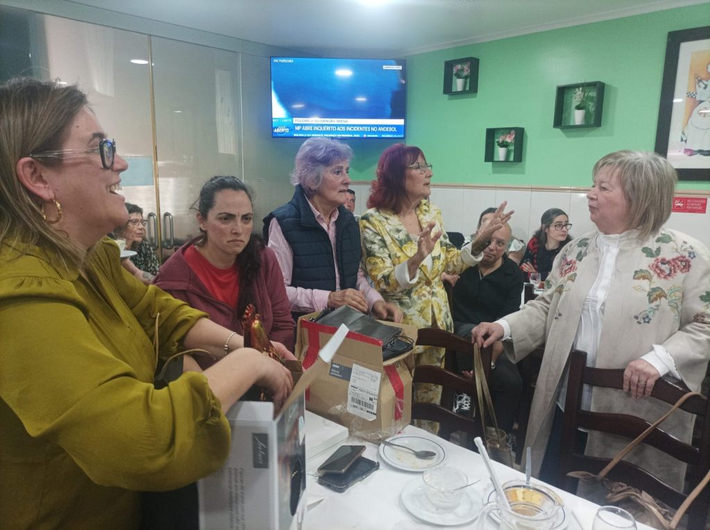 WhatsApp-Image-2026-04-01-at-22.19.23-1024x765 Vamos ter Saudades da Professora Ermelinda