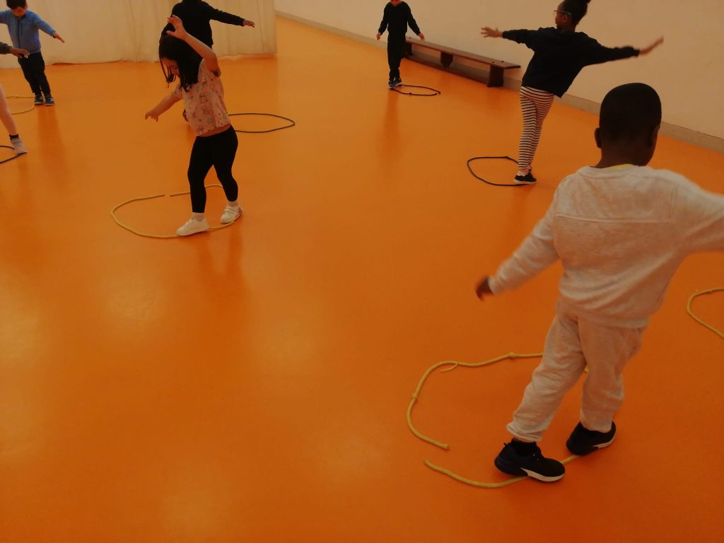 WhatsApp-Image-2026-04-19-at-17.58.37-3-1024x768 A aprender somos felizes (sala verde JI da Mina)