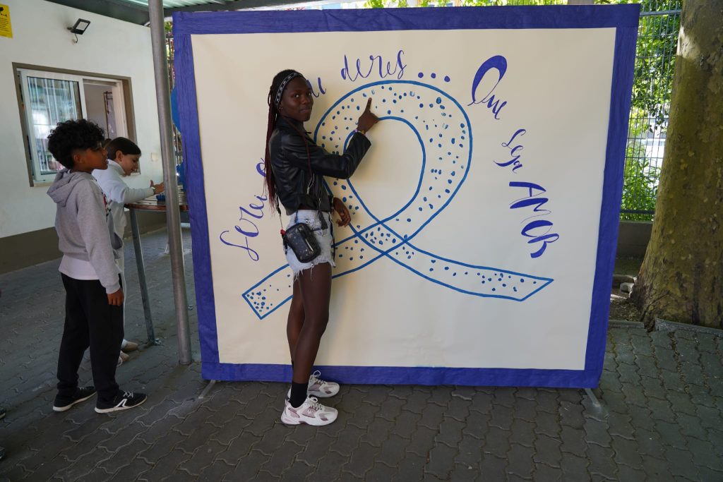 WhatsApp-Image-2026-04-22-at-15.57.18-1024x683 “Abril – Mês Internacional da Prevenção dos Maus-Tratos na Infância” - “Serei o que me deres… Que seja amor”