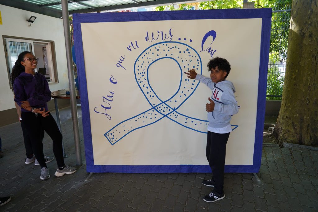 WhatsApp-Image-2026-04-22-at-15.57.19-1-1024x683 “Abril – Mês Internacional da Prevenção dos Maus-Tratos na Infância” - “Serei o que me deres… Que seja amor”