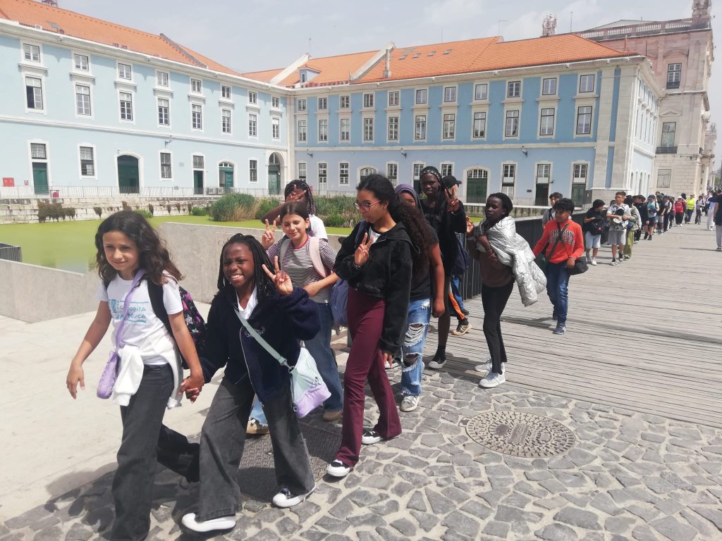 WhatsApp-Image-2026-04-22-at-16.02.24-1-1-1024x768 Visita de estudo -5.º ano