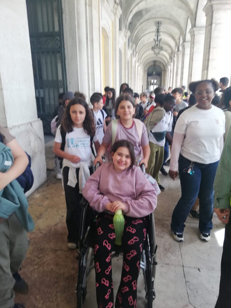 WhatsApp-Image-2026-04-22-at-16.02.50-768x1024 Visita de estudo -5.º ano