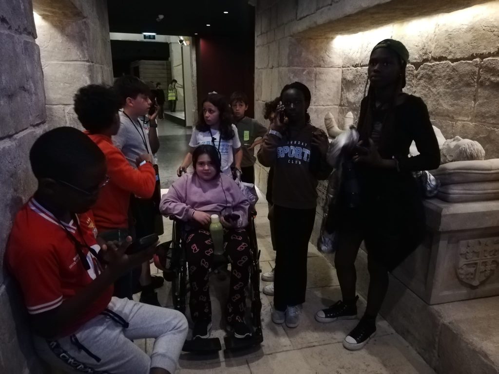 WhatsApp-Image-2026-04-22-at-16.03.22-1024x768 Visita de estudo -5.º ano