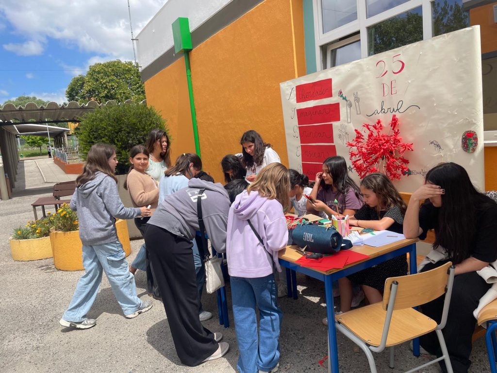 WhatsApp-Image-2026-04-24-at-19.39.00-4-1024x768 25 de Abril