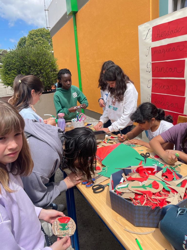 WhatsApp-Image-2026-04-24-at-19.39.00-6-768x1024 25 de Abril