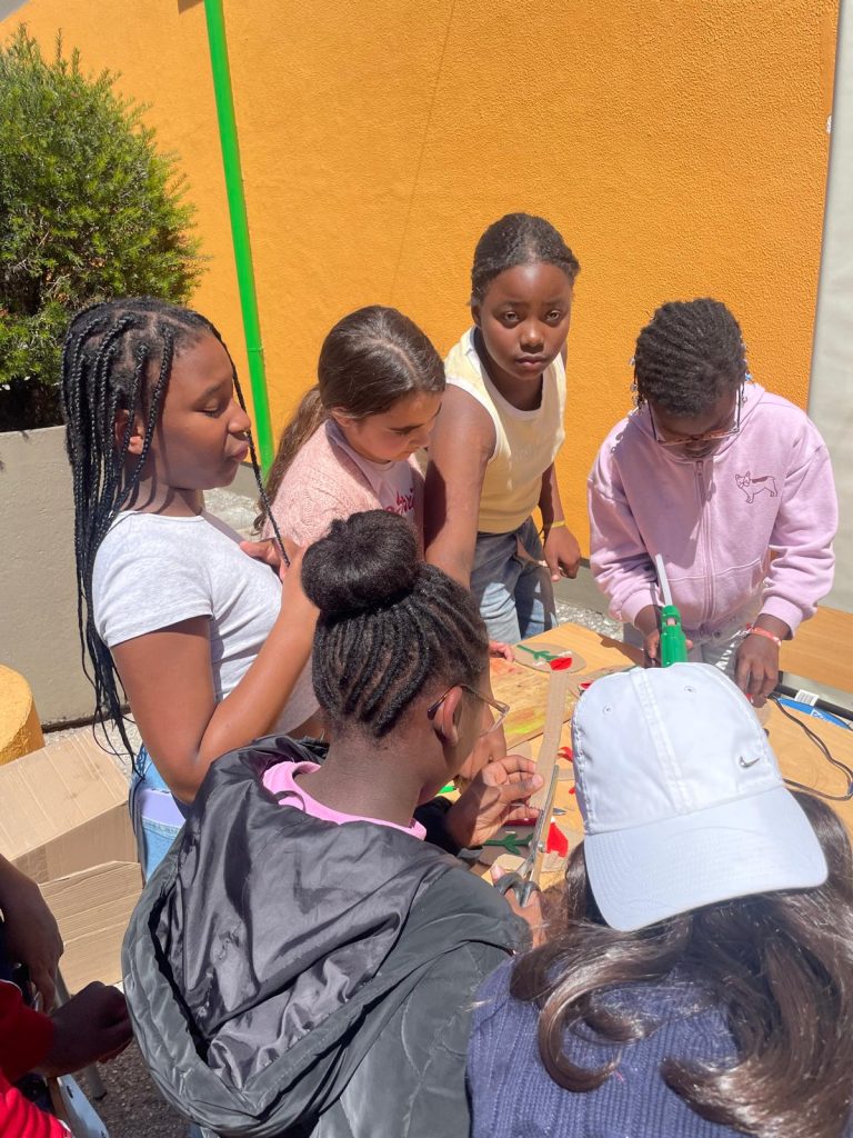 WhatsApp-Image-2026-04-24-at-19.39.01-11-768x1024 25 de Abril