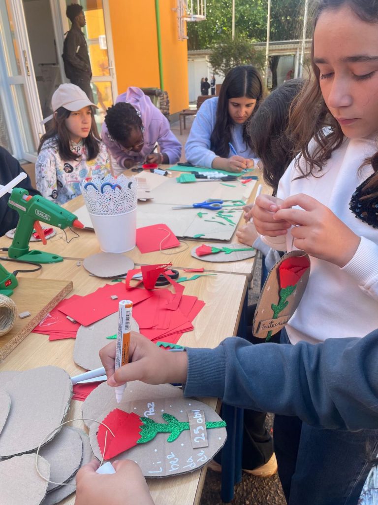 WhatsApp-Image-2026-04-24-at-19.39.01-14-768x1024 25 de Abril