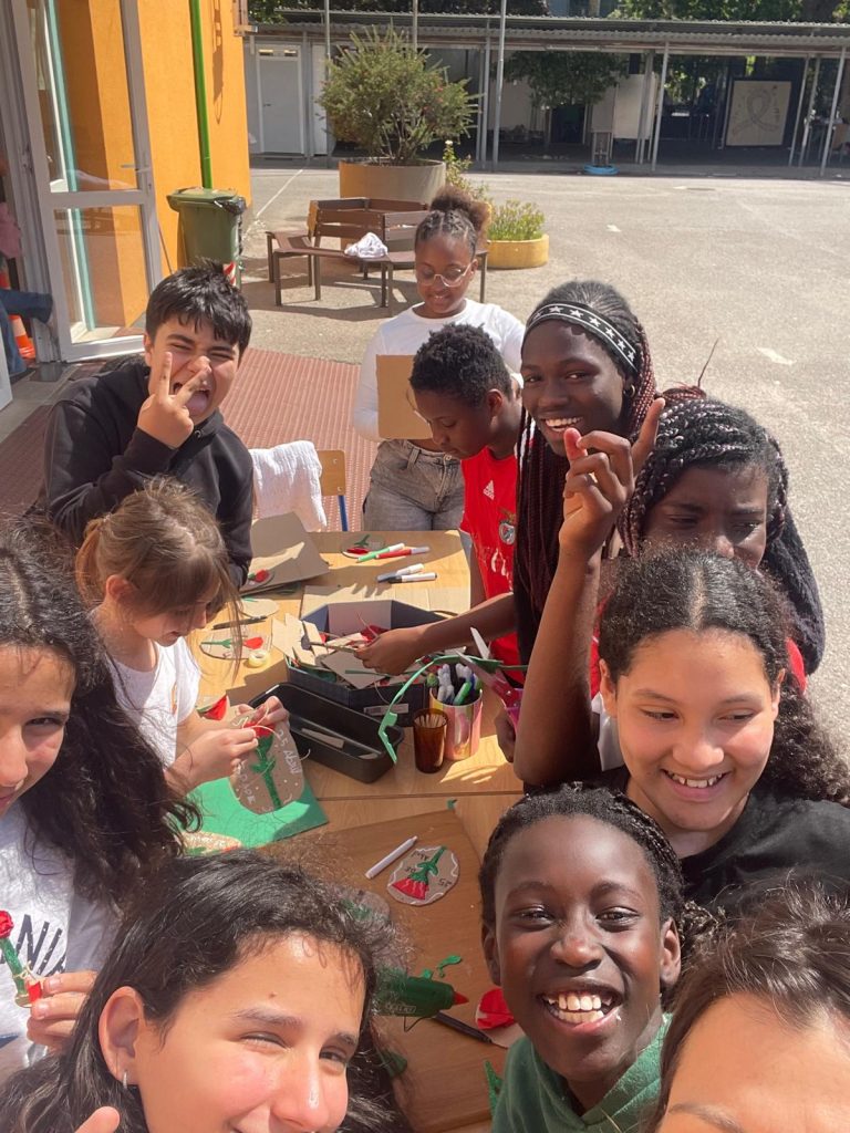 WhatsApp-Image-2026-04-24-at-19.40.13-4-768x1024 25 de Abril