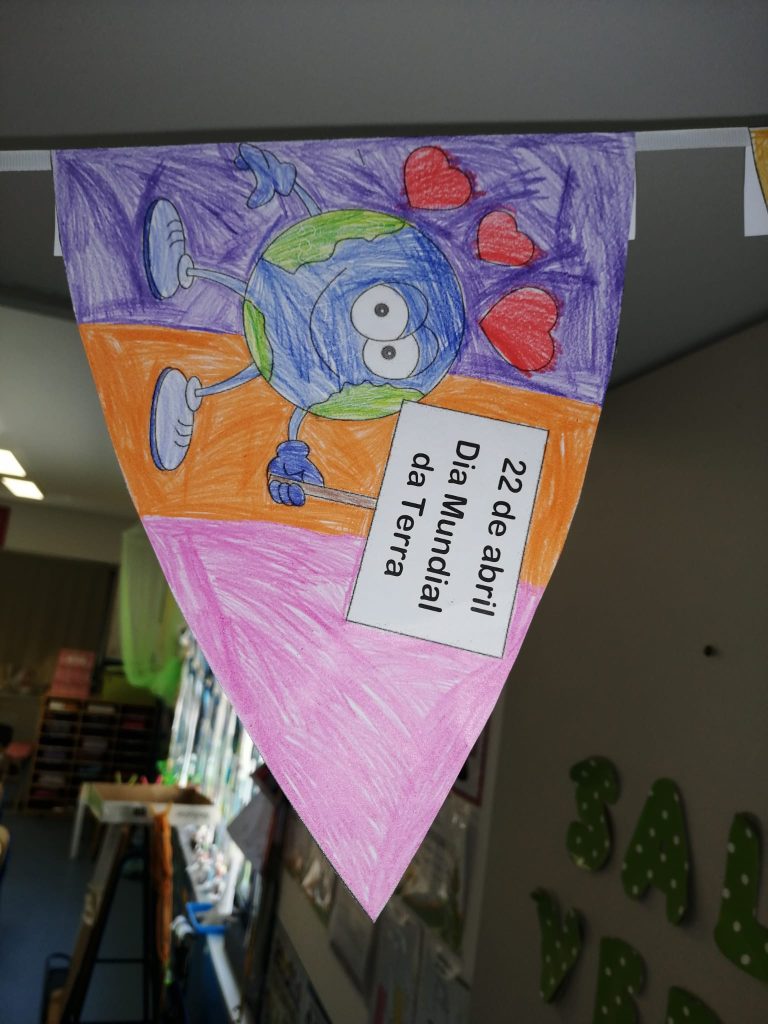 WhatsApp-Image-2026-04-26-at-15.24.30-2-768x1024 A aprender somos felizes (sala verde JI da Mina)