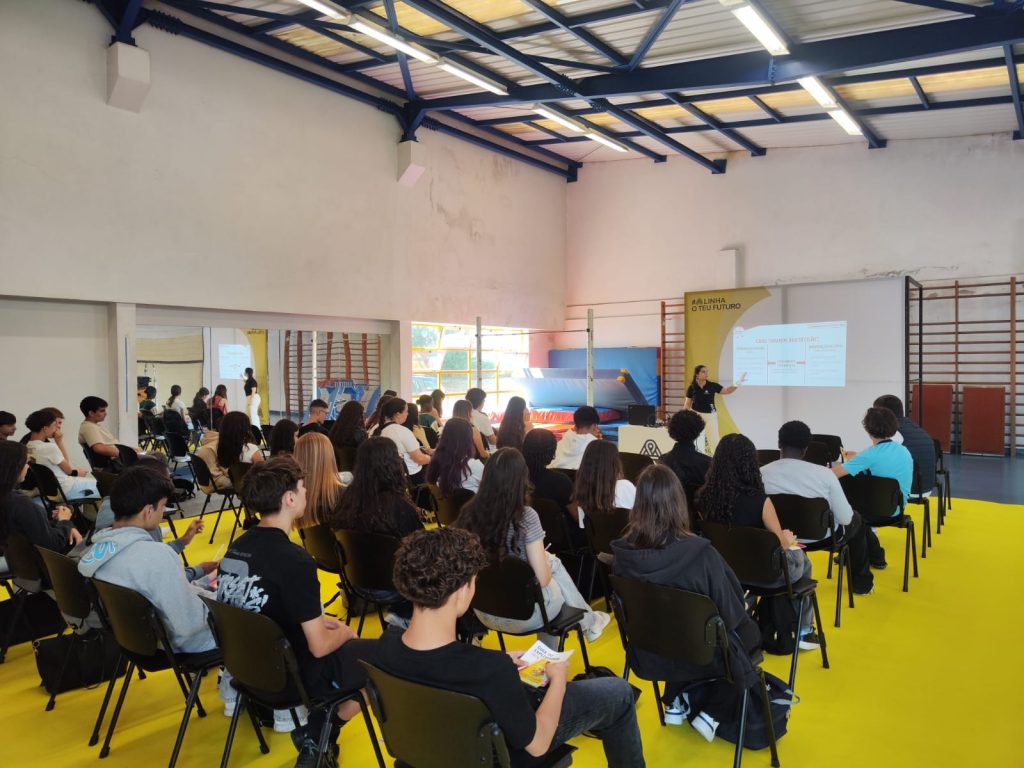 WhatsApp-Image-2026-04-29-at-09.12.23-1-1-1024x768 Feira da Educação e Formação da Amadora - SPO