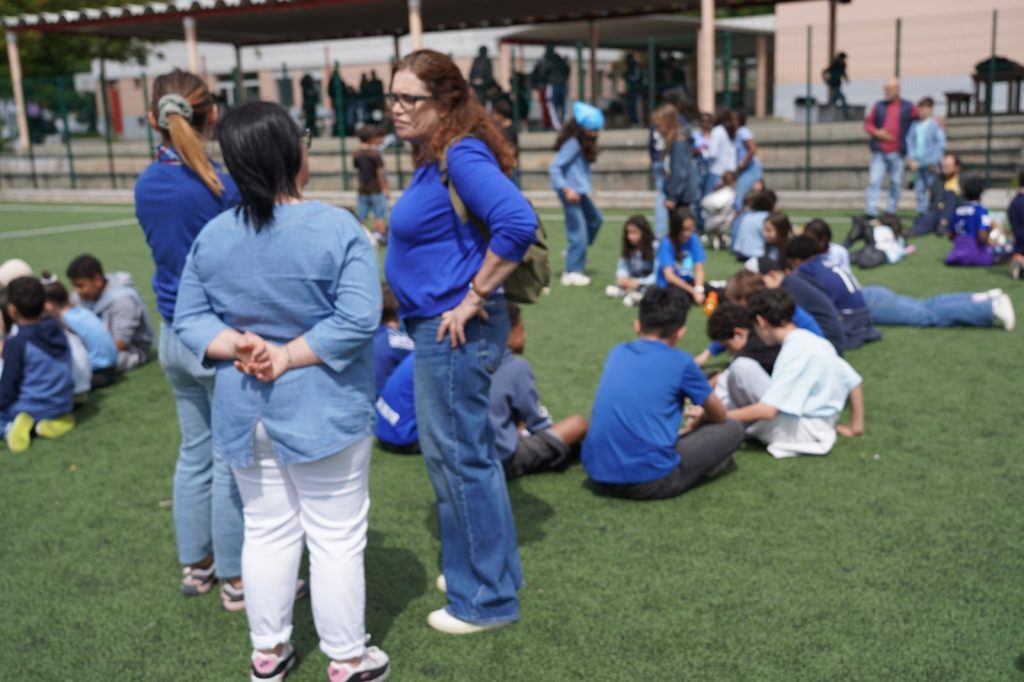 WhatsApp-Image-2026-05-02-at-00.25.16-20-1024x682 Maior Laço Azul Humano de Sempre